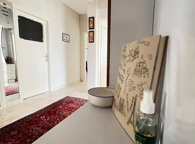 Daire Large And Cosy Family House In Center *